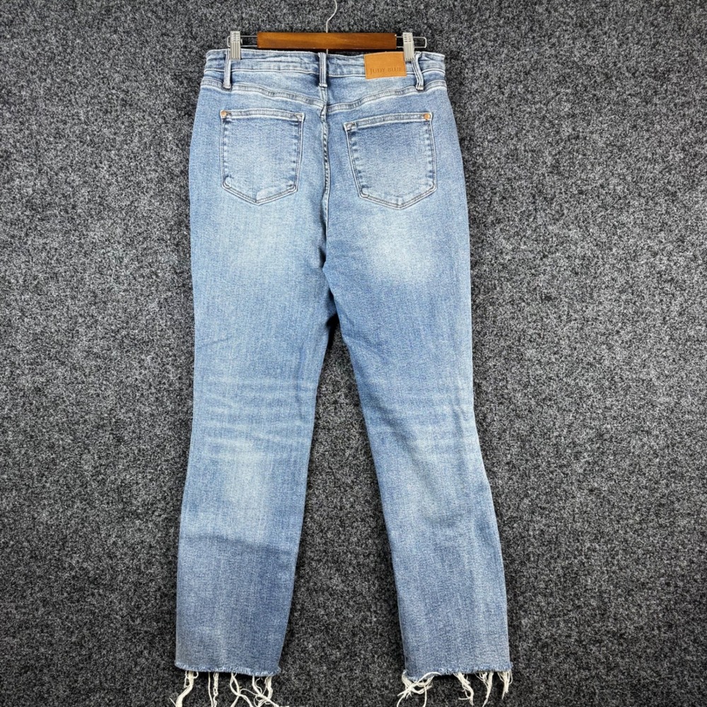 Judy Blue Distressed High Rise Straight Leg Jean Light Wash Raw Hem 9/29 JB88736 - Picture 8 of 10